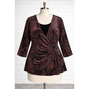 Notations Paisley Velvet Wrap Top Womens 2X Black Red 3/4 Sleeve Buckle Detail